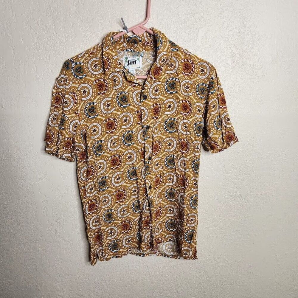 Pull&Bear Resort Shirt Men US Size Small Short Sleeve Casual Button-Up Hawaiian
